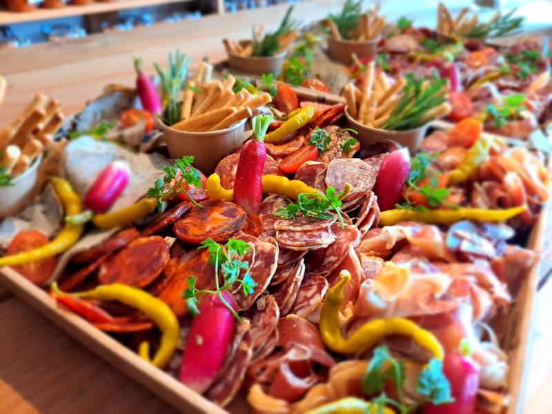 Traiteur pour Buffet d'entreprise sur Bordeaux et la Cub  