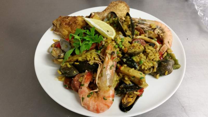 Commandez une Paëlla en livraison au Cap Ferret